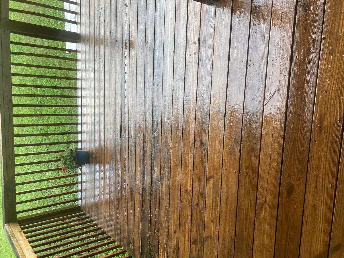 Deck railing and stairs cleaned in Charlotte